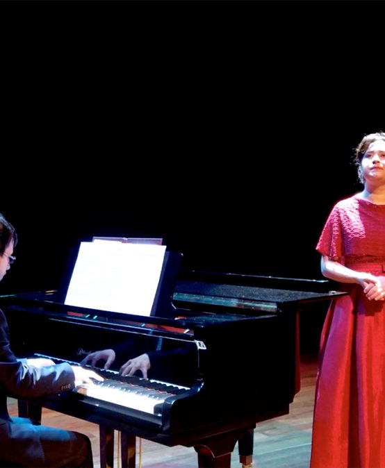 Concierto del mediodía: Elizabeth Patiño y Simón Vlásov, soprano y piano (Colombia y Rusia)