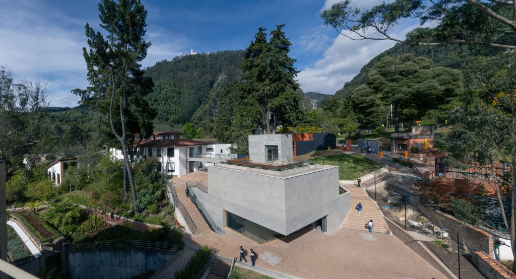 Cajita de música, Bloque P1, Universidad de los Andes