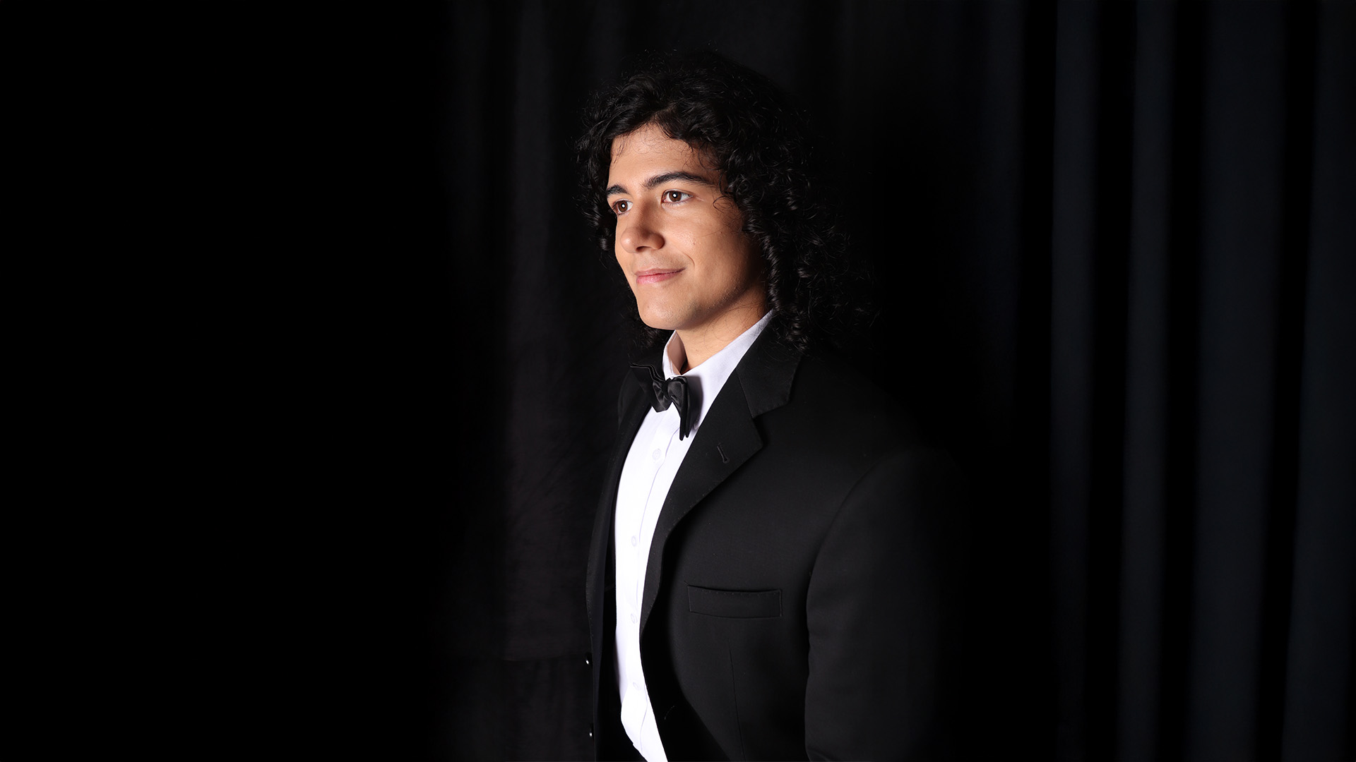 Alejandro Montaño Daraviña fue becado en la Maestría en Classical Performance Alejandro Montaño Daraviña fue becado en la Maestría en Classical Performance