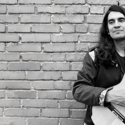 Concierto de la Tarde: Geesborm Esteeven Niño (guitarra), jueves 6 de noviembre de 2025 a las 6:00 p.m. en la Universidad de los Andes