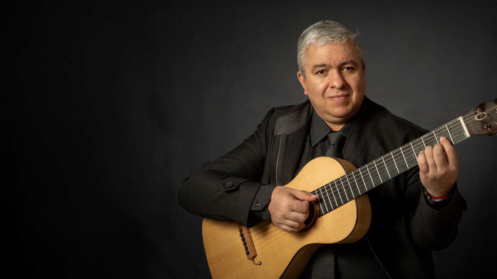 Concierto de la Tarde: Edwin Guevara (guitarra), jueves 19 de febrero de 2026 a las 6:00 p.m. en la Universidad de los Andes